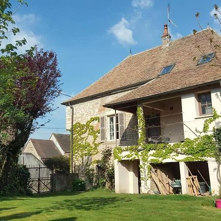 Gite Le Lavoir - Laives Exterior foto